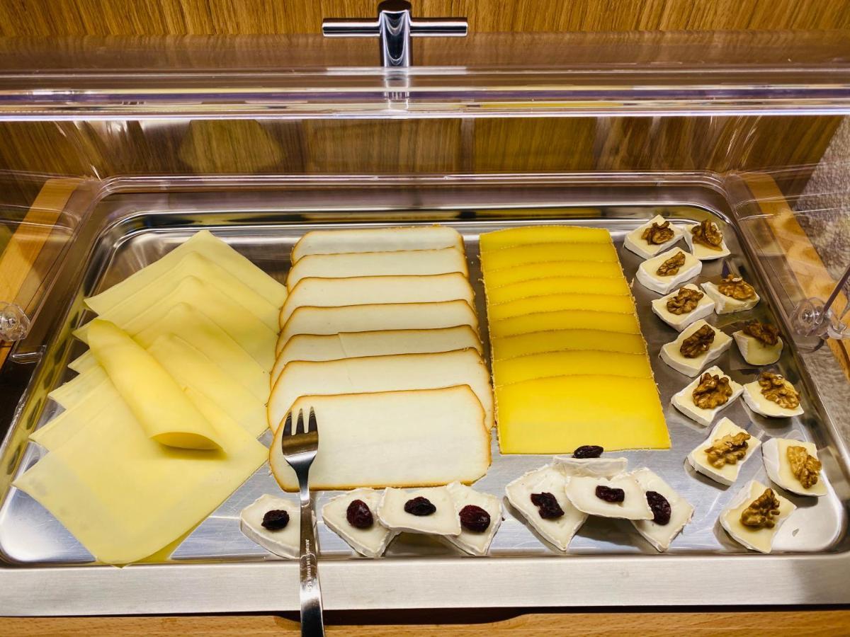 Hotel Garni Enzian Damuels Bagian luar foto