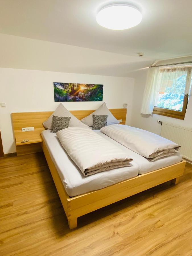 Hotel Garni Enzian Damuels Bagian luar foto