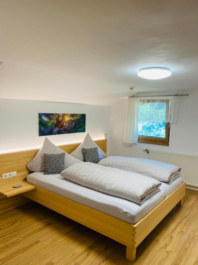 Hotel Garni Enzian Damuels Bagian luar foto