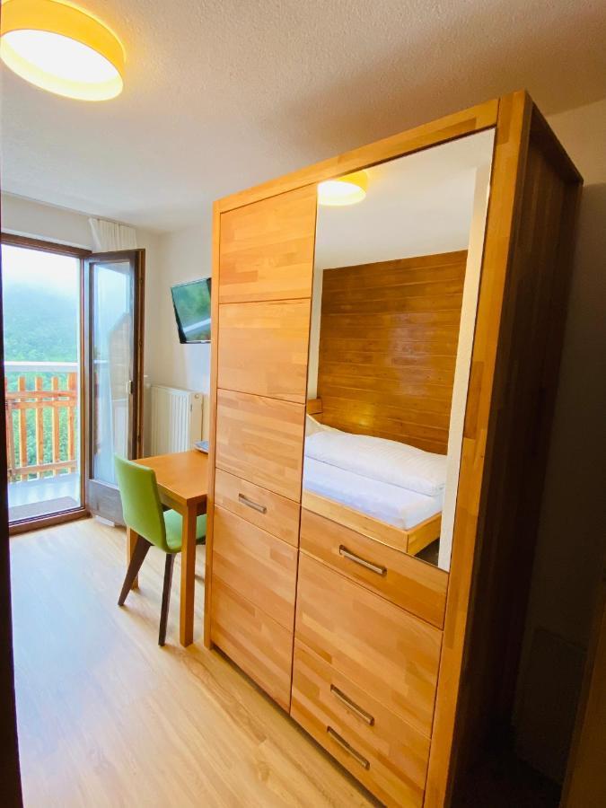 Hotel Garni Enzian Damuels Bagian luar foto