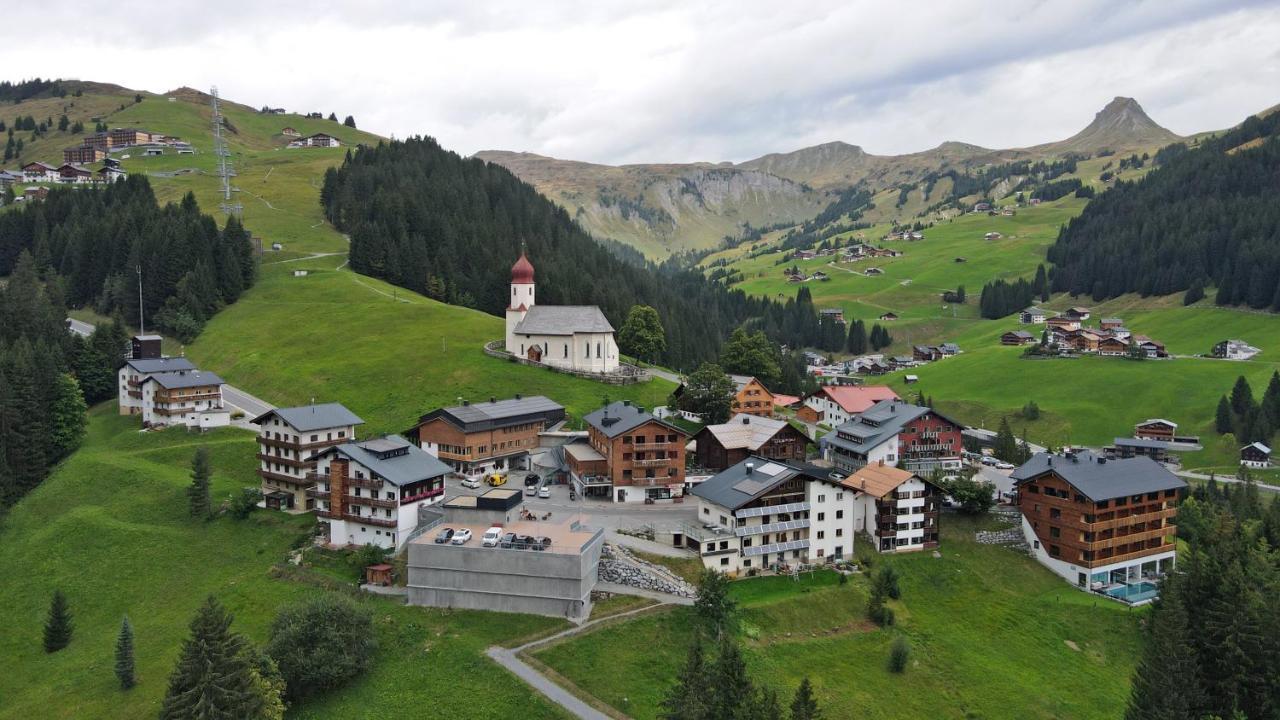 Hotel Garni Enzian Damuels Bagian luar foto