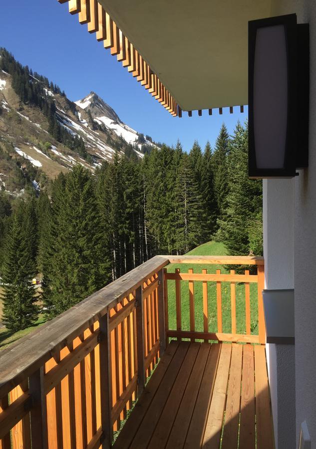 Hotel Garni Enzian Damuels Bagian luar foto