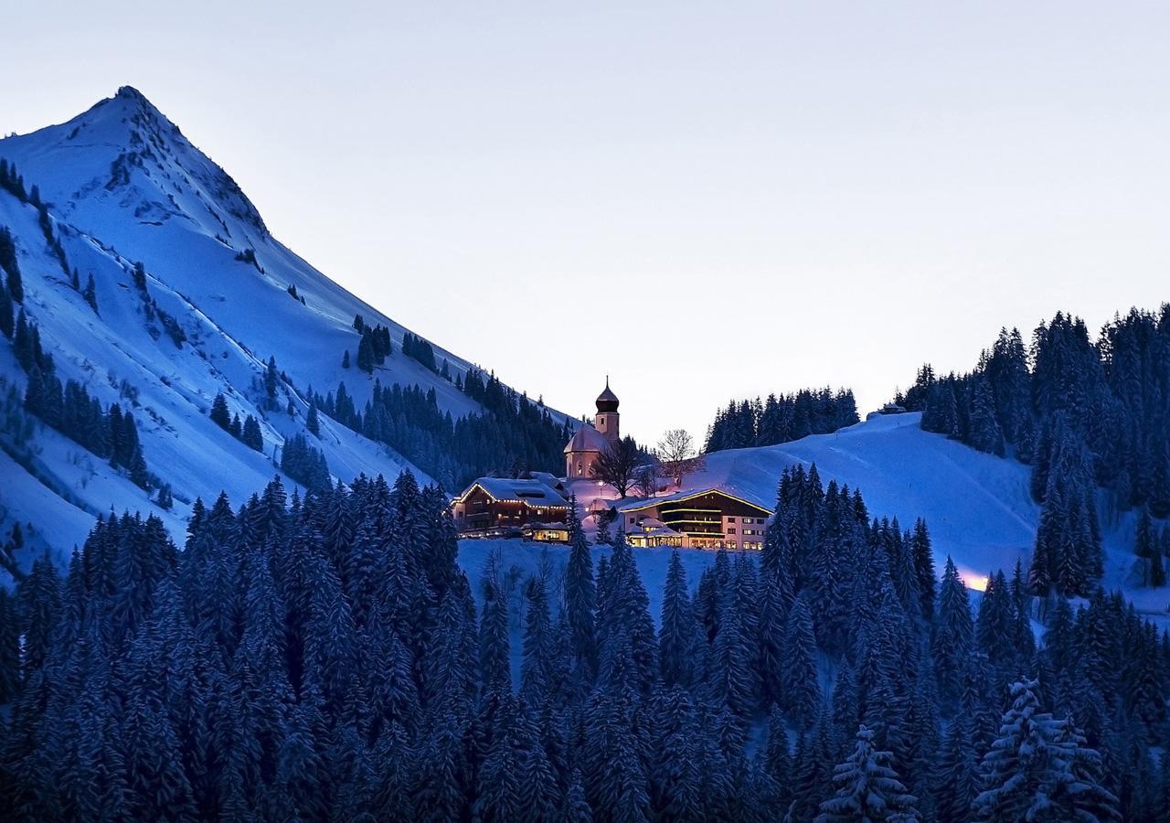 Hotel Garni Enzian Damuels Bagian luar foto