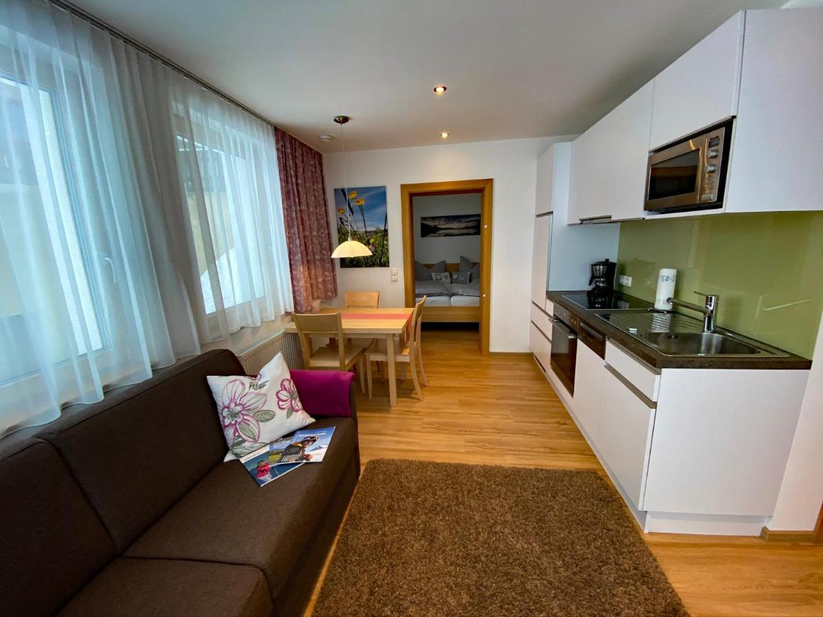 Hotel Garni Enzian Damuels Bagian luar foto